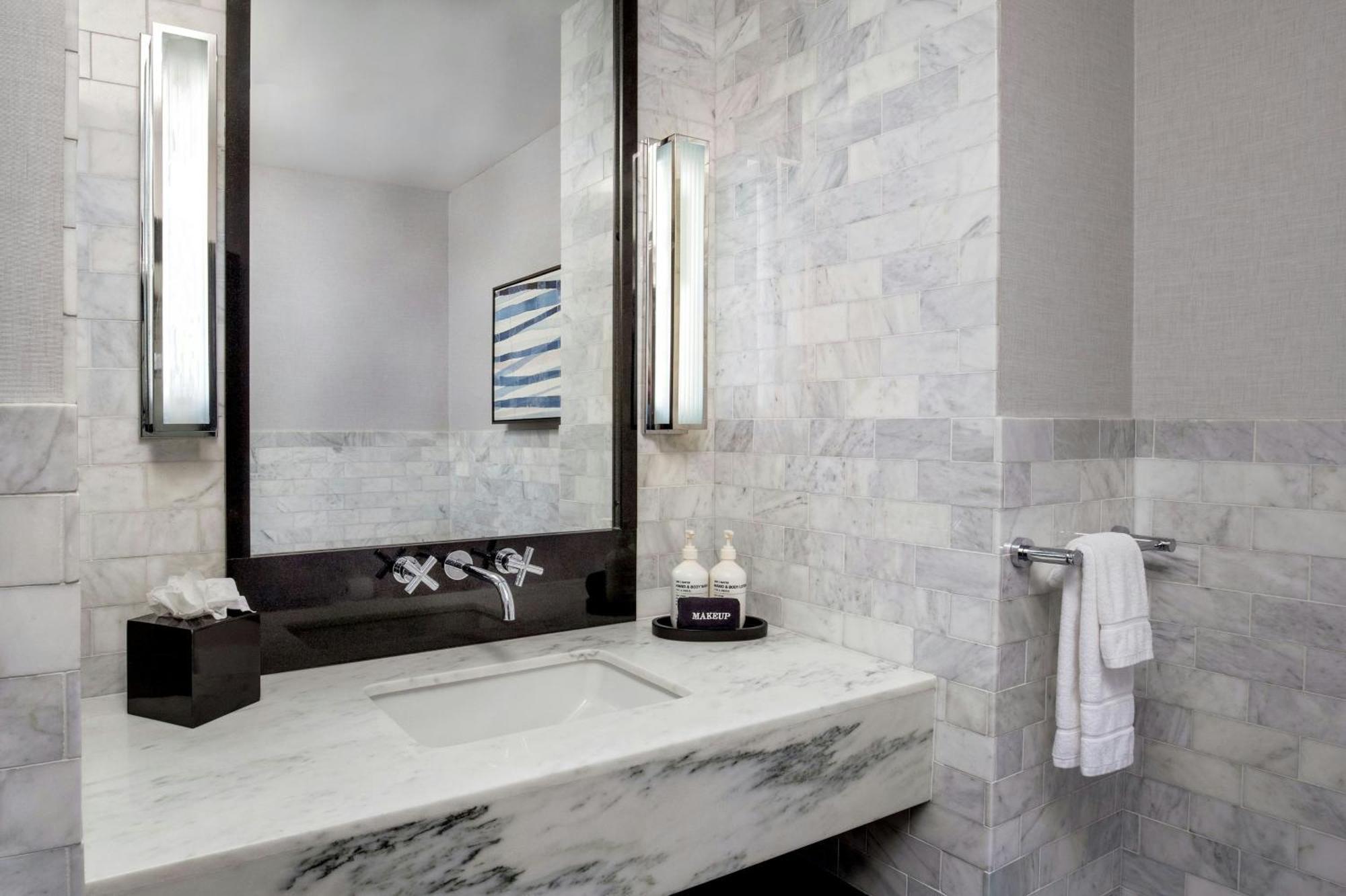 The Press Hotel, Autograph Collection Portland Bagian luar foto